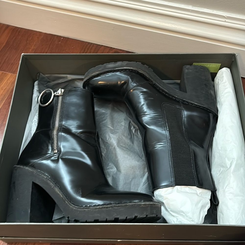 All saints black boots